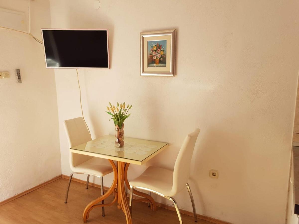Apartment Ante Kaštela Exteriör bild